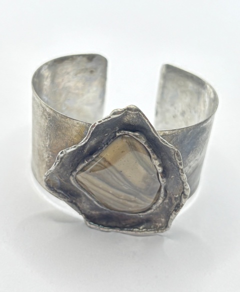 Bransoletka z krzemieńiem pasiastym