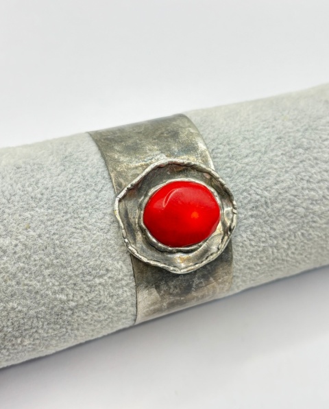 Bransoletka z koralem