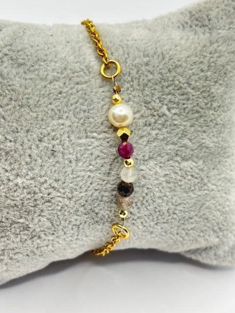 Bransoletka z perlą,ametystem,kamieniem kniężycowym