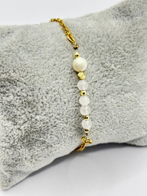 Bransoletka z perlą i kryształem górskim