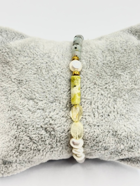 Bransoletka z perlą,oliwinem i cytrynem