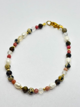 Bransoletka z perlą,onyksem,rodonitem i jaspisem