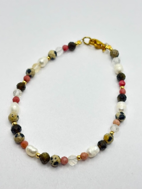 Bransoletka z perlą,onyksem,rodonitem i jaspisem