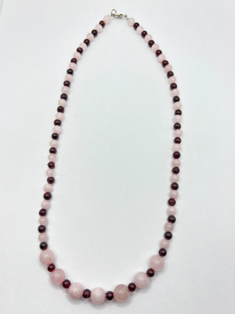 Naszyjnik z kwarcem różowym,granatem