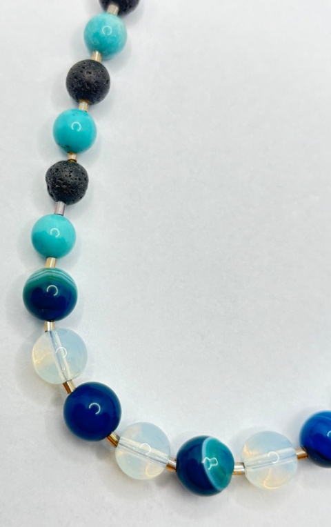 Naszyjnik z lawą wulkaniczną,opalem,agatem i turkusem