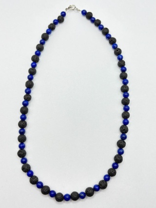 Naszyjnik z lapisem lazuli i lawą wulkaniczną