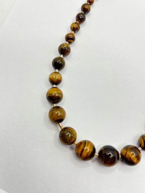 Naszyjnik z tygrysiem okiem