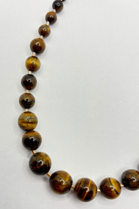 Naszyjnik z tygrysiem okiem