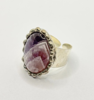Pierścionek z ametystem