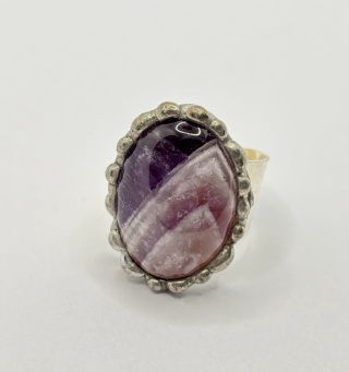 Pierścionek z ametystem