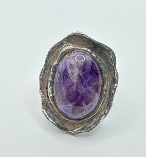 Pierścionek z ametystem