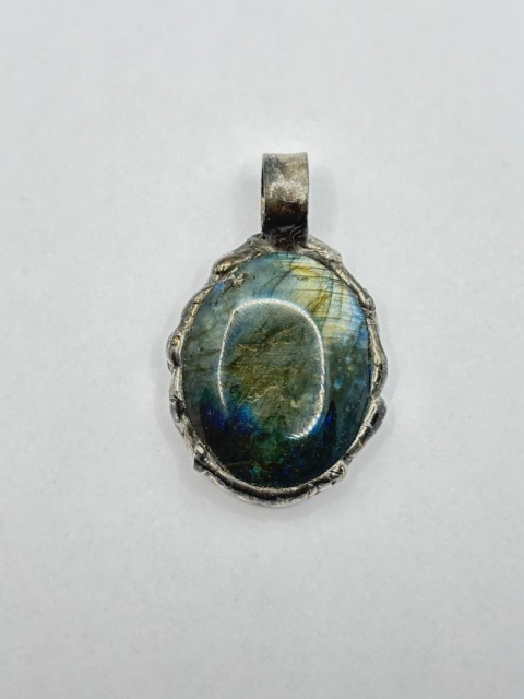 Zawieszka z labradorytem