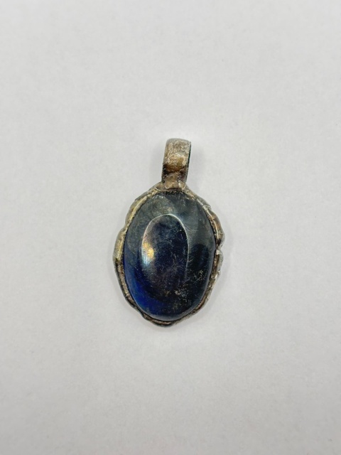 Zawieszka z labradorytem