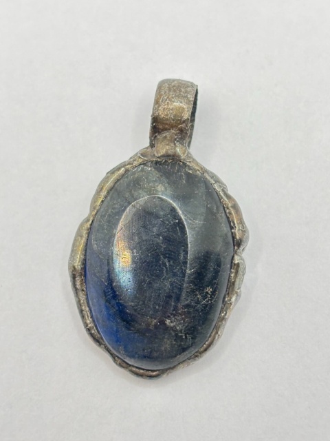 Zawieszka z labradorytem