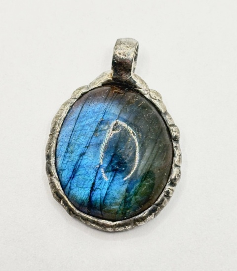 Zawieszka z labradorytem