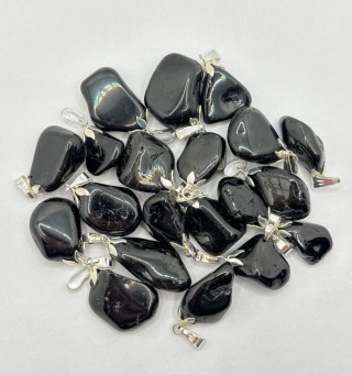 Zawieszka z turmalinem