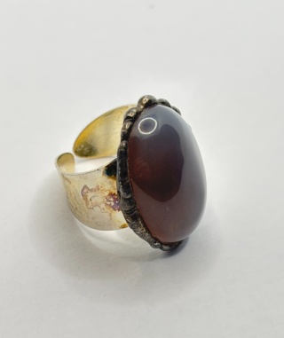 Pierścionek z chalcedonem