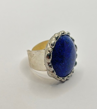 Pierścionek z lapisem lazuli
