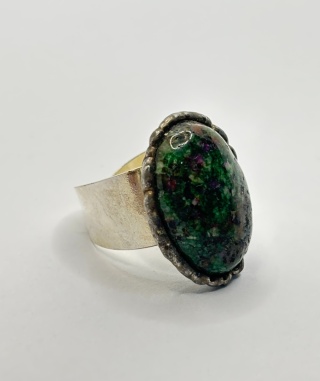 Pierścionek z zoisytem