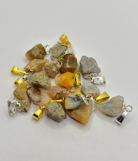 Zawieszka opalem naturalnym