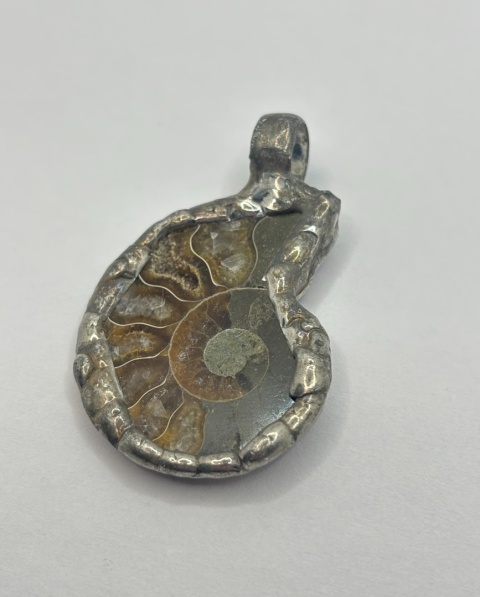 Zawieszka z amonitem
