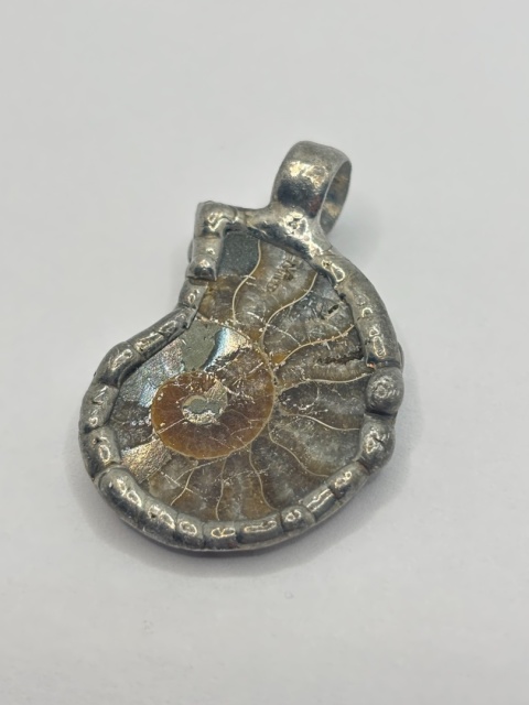 Zawieszka z amonitem