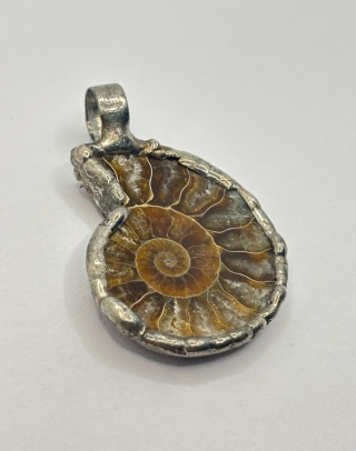 Zawieszka z amonitem