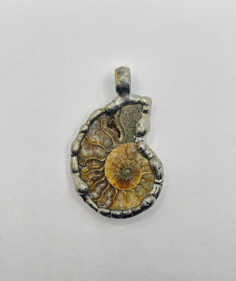 Zawieszka z amonitem