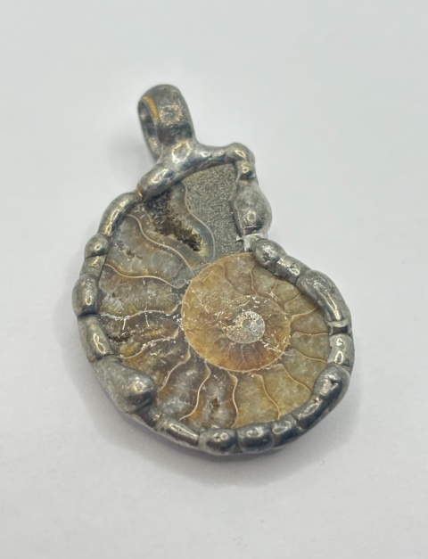 Zawieszka z amonitem