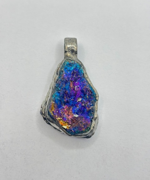 Zawieszka z chalkopirytem