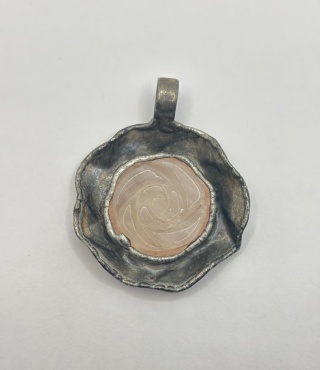 Zawieszka z kwarcem różowym