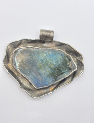 Zawieszka z labradorytem