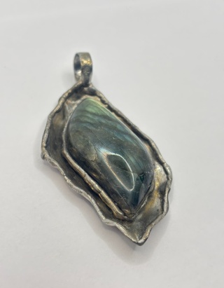 Zawieszka z labradorytem