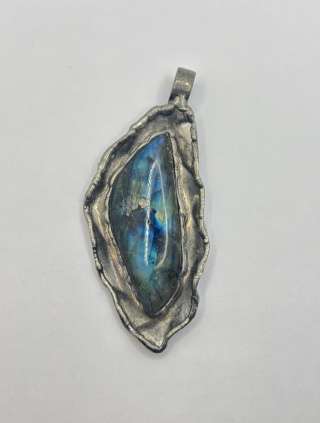 Zawieszka z labradorytem