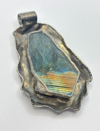 Zawieszka z labradorytem