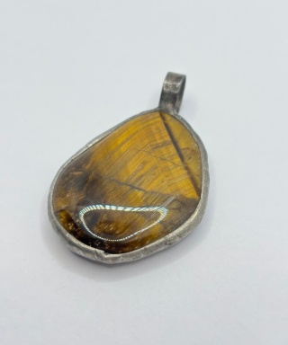 Zawieszka z tygrysiem okiem