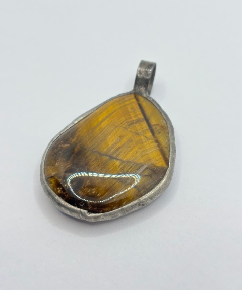 Zawieszka z tygrysiem okiem