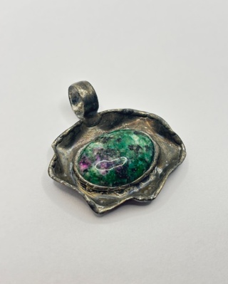 Zawieszka z zoisytem