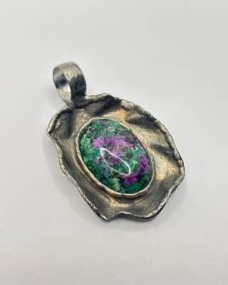 Zawieszka z zoisytem